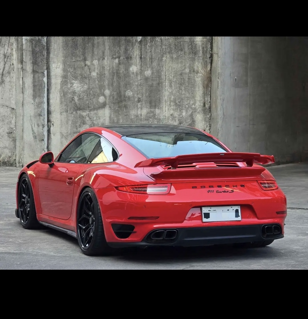 Porsche 911 Turbo S Fully Loaded Upgrades Well Maintained photo 2